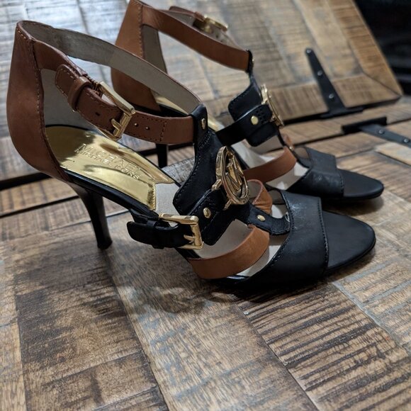 Michael Kors 4 inch Heals - Picture 2 of 5